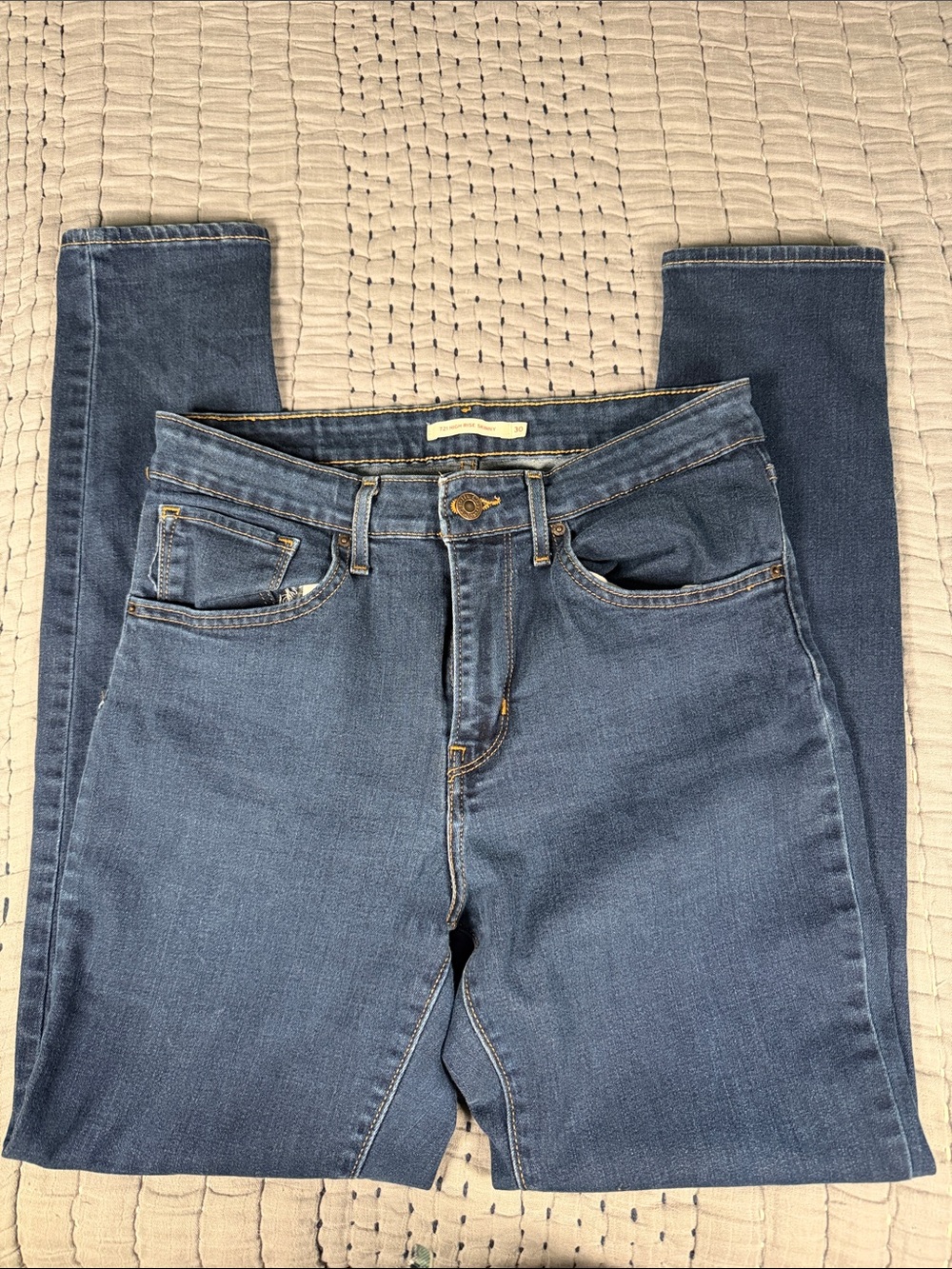 Levi's Women's 721 High-Rise Skinny Jeans